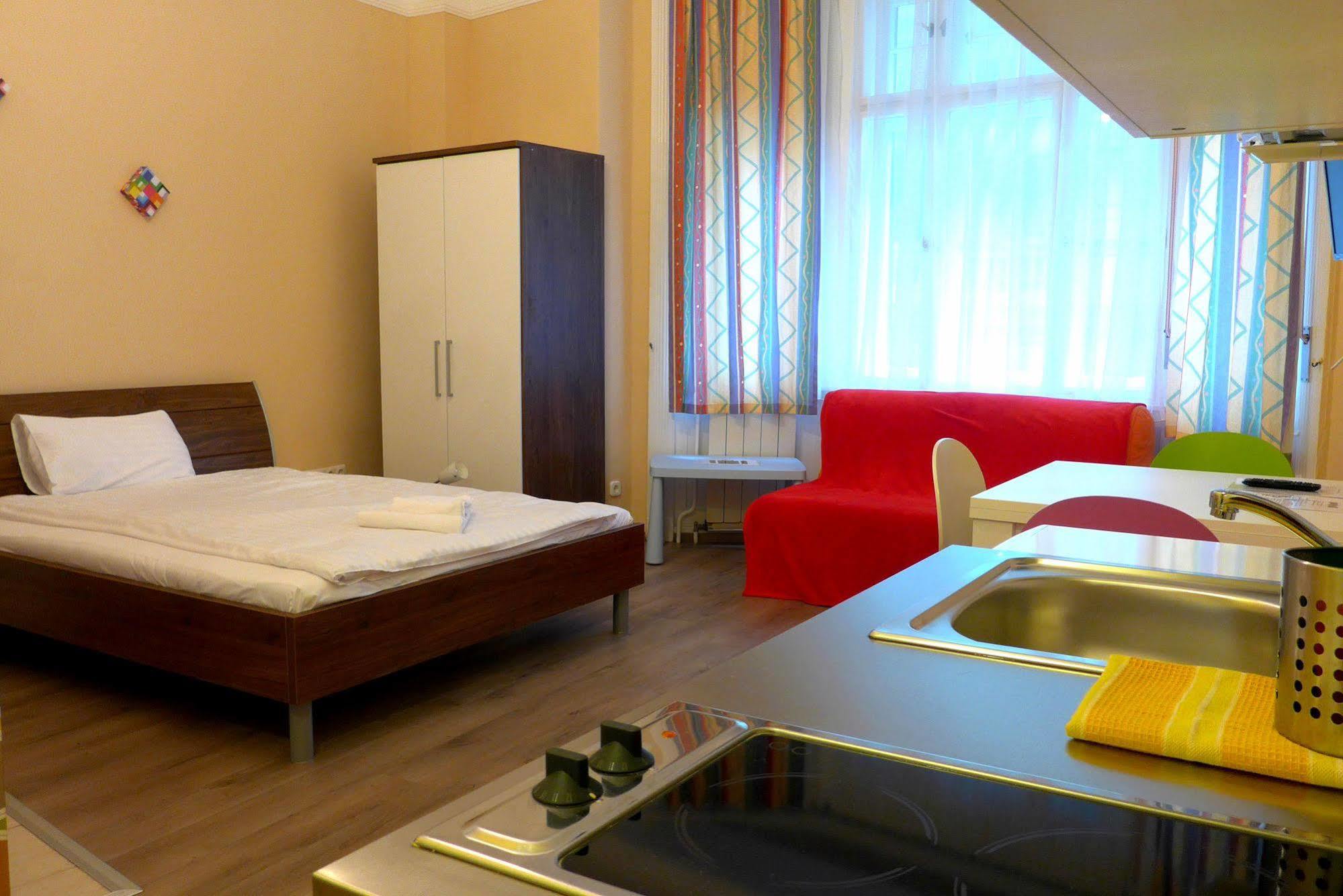 Amber Terrace Studios Downtown Budapest Extérieur photo